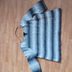 Lane Bryant croped sweater size 22/25 black/gray